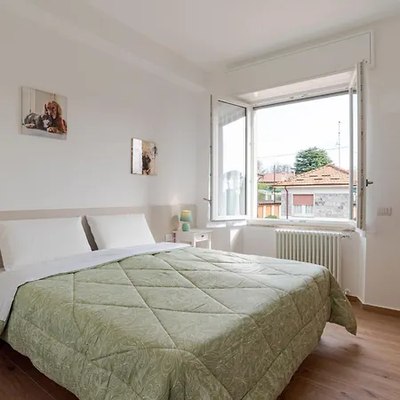 Guesthost - Roomy And Bright With Terrace! Апартаменты Cesana Brianza