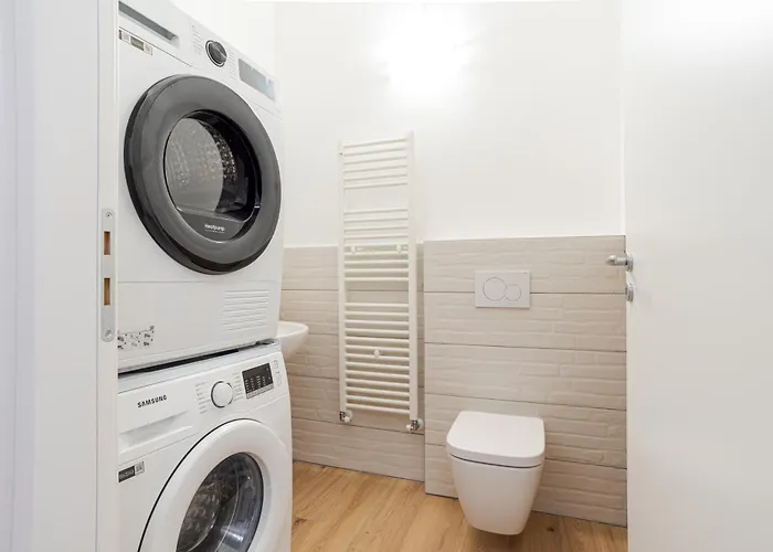 Guesthost - Roomy And Bright With Terrace! Διαμέρισμα *