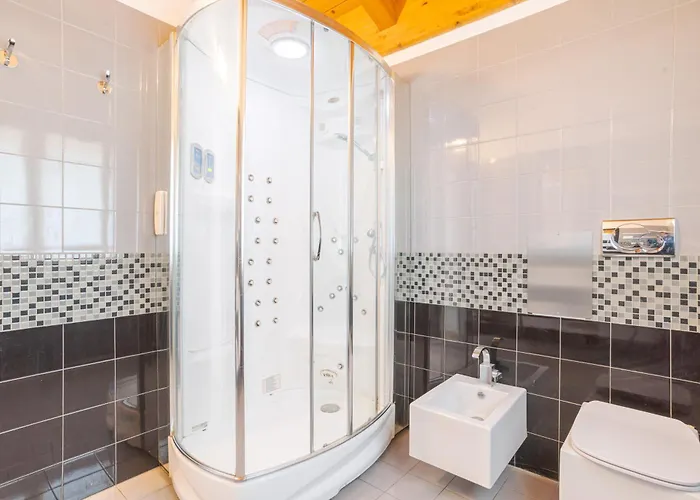 Διαμέρισμα Guesthost - Roomy And Bright With Terrace!